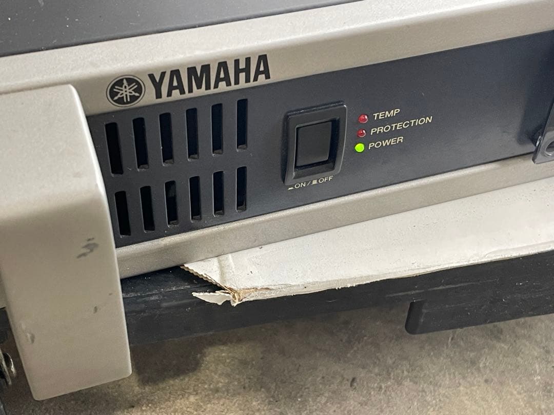 Yamaha P3500S パワーアンプ