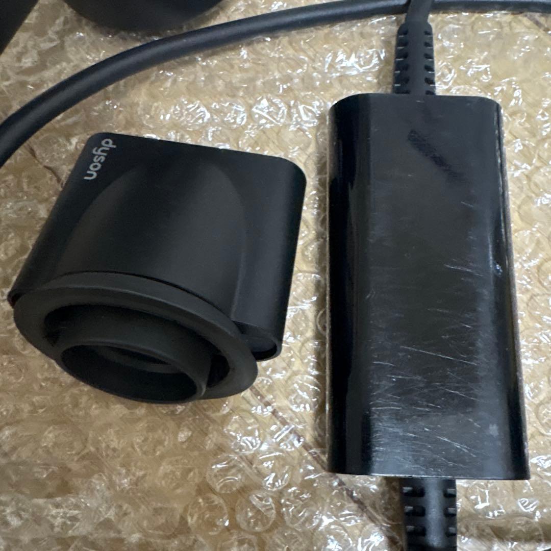 ダイソンドライヤー