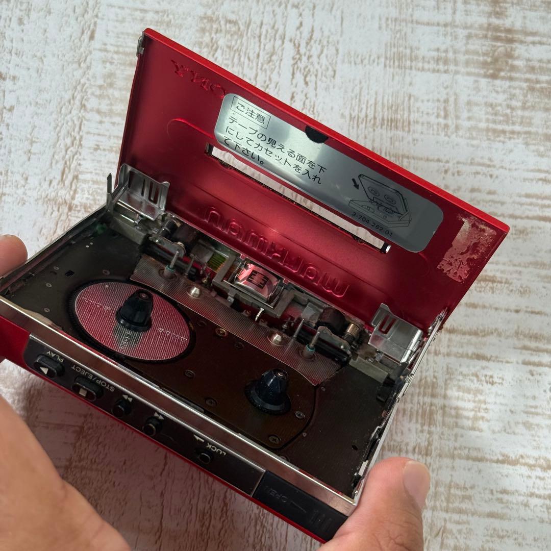 SONY WALKMAN WM-501 ソニー　ウォークマン　レッド　ジャンク