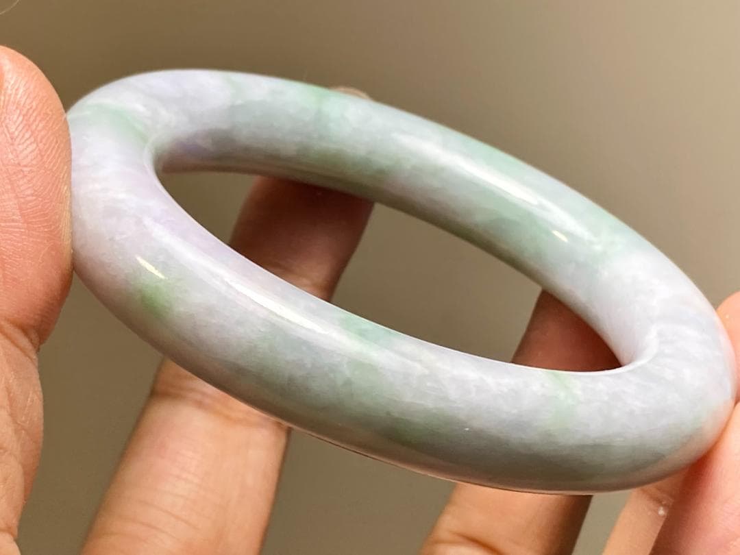 BG9-31 白底緑花 54.5mm ミャンマー産 A貨 本翡翠 バングル