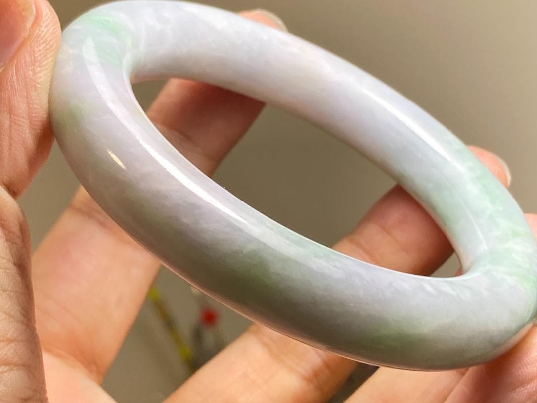 BG9-31 白底緑花 54.5mm ミャンマー産 A貨 本翡翠 バングル