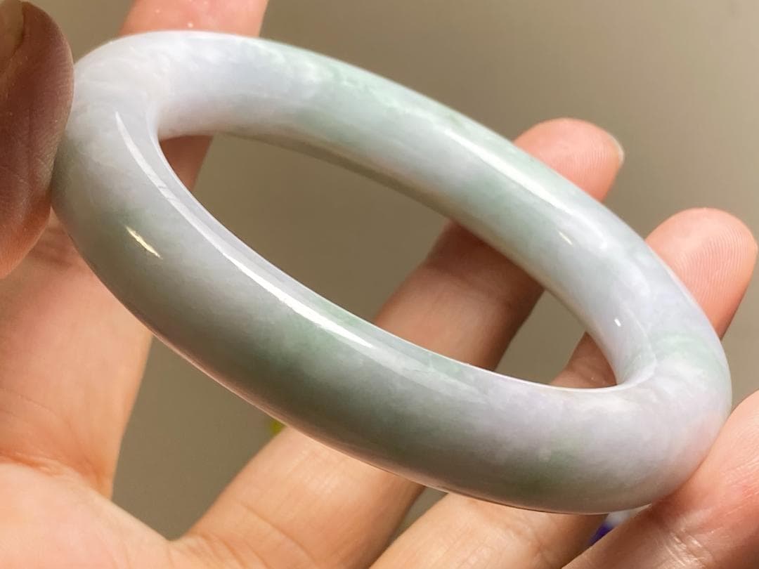 BG9-31 白底緑花 54.5mm ミャンマー産 A貨 本翡翠 バングル