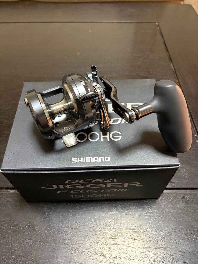 極美品シマノ　オシアジガーfカスタム　1500hg