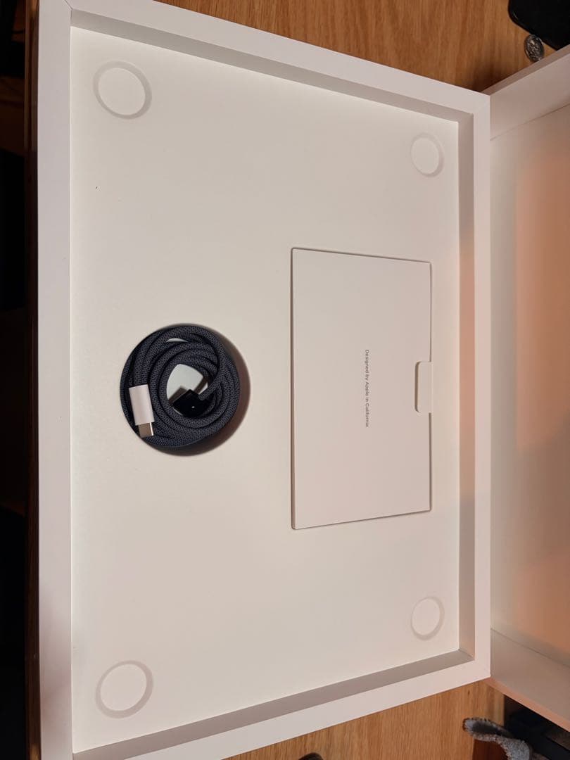 MacBook Air 15インチ M3 16GB UK配列