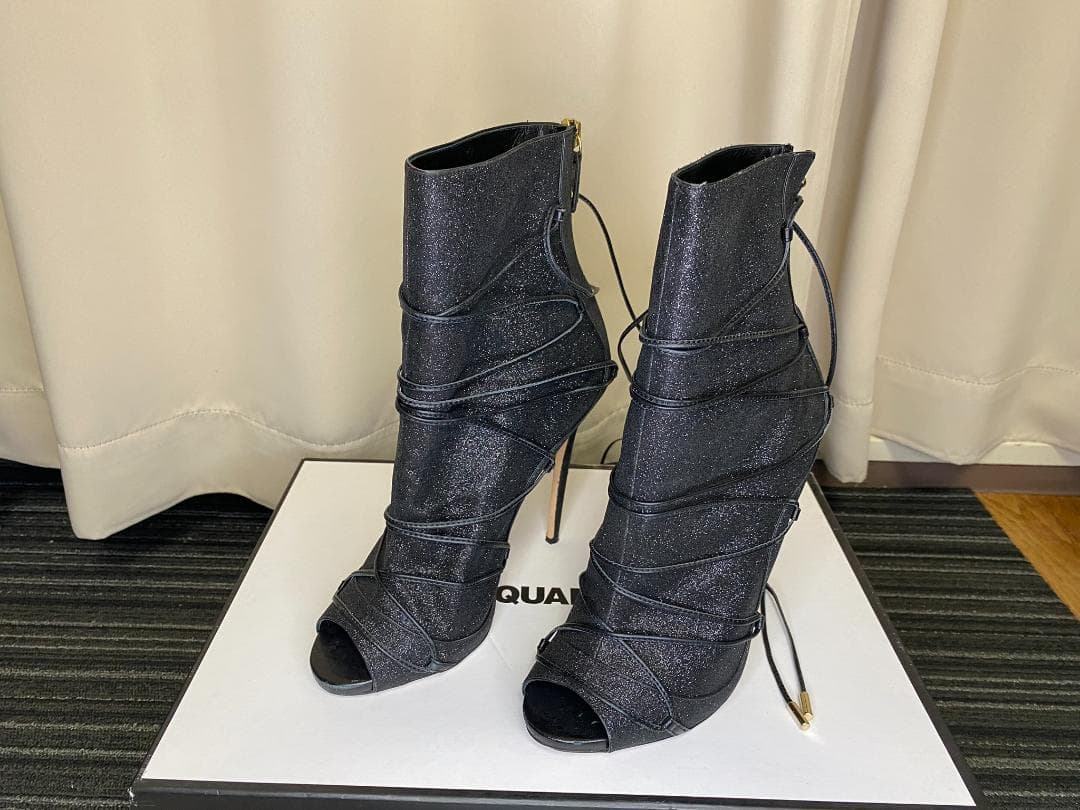 Dsquared2 グリッター レースアップオープントゥブーツ
