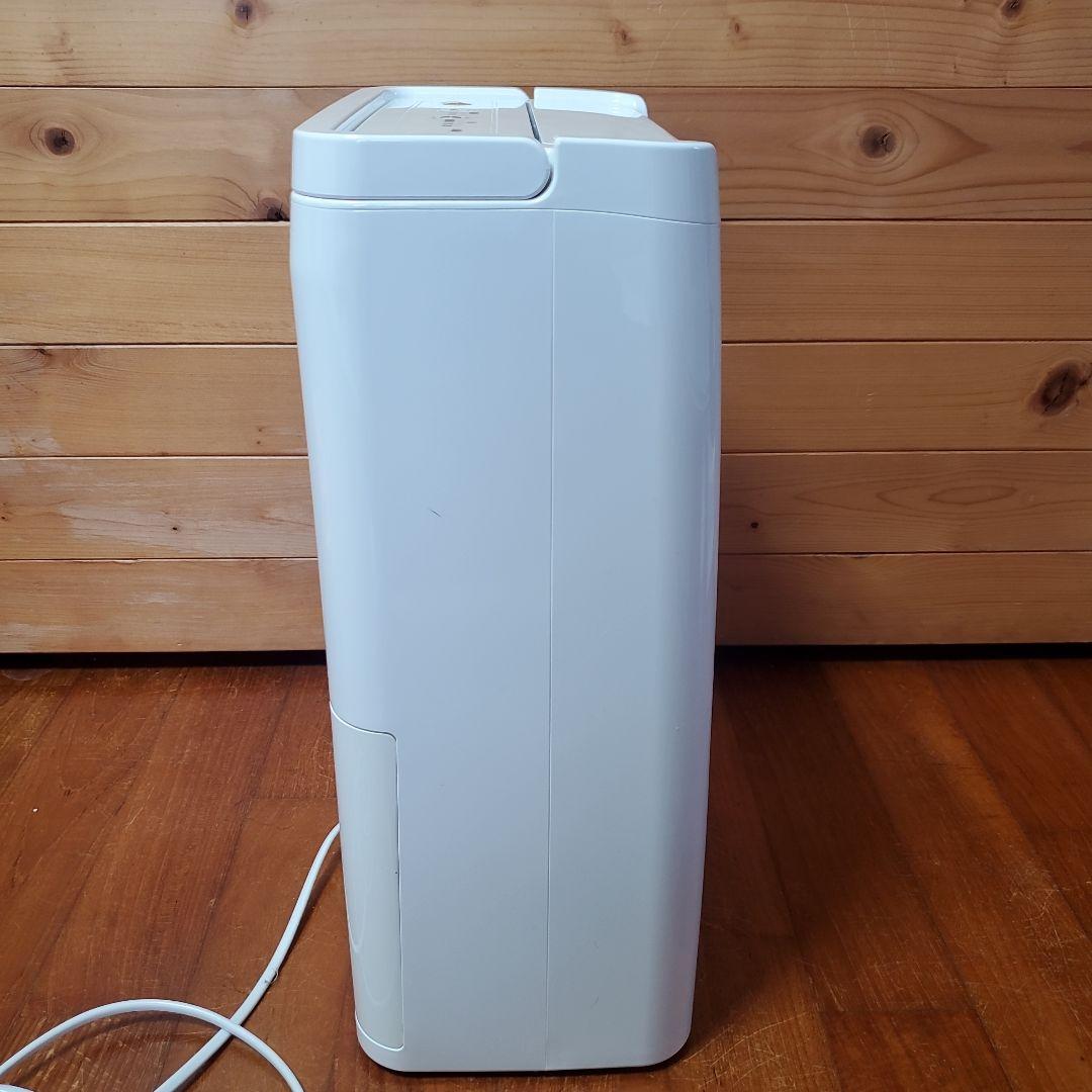 『美品』 衣類除湿機 5.5L コンプレッサー式