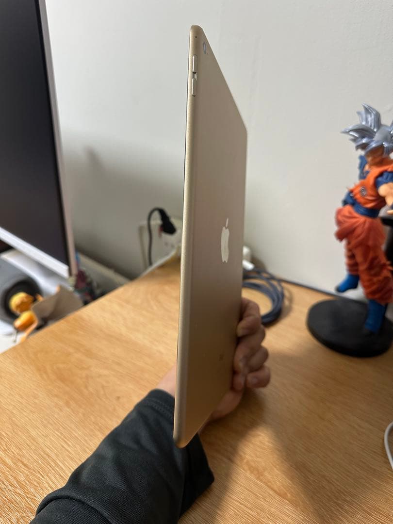 iPad Air2ゴールド 64GB