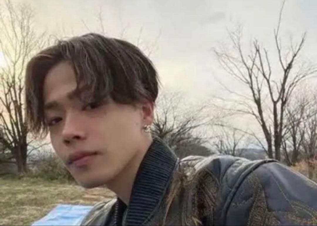 【期間限定15%オフ】CHANEL シルバー ロゴピアス （片耳）