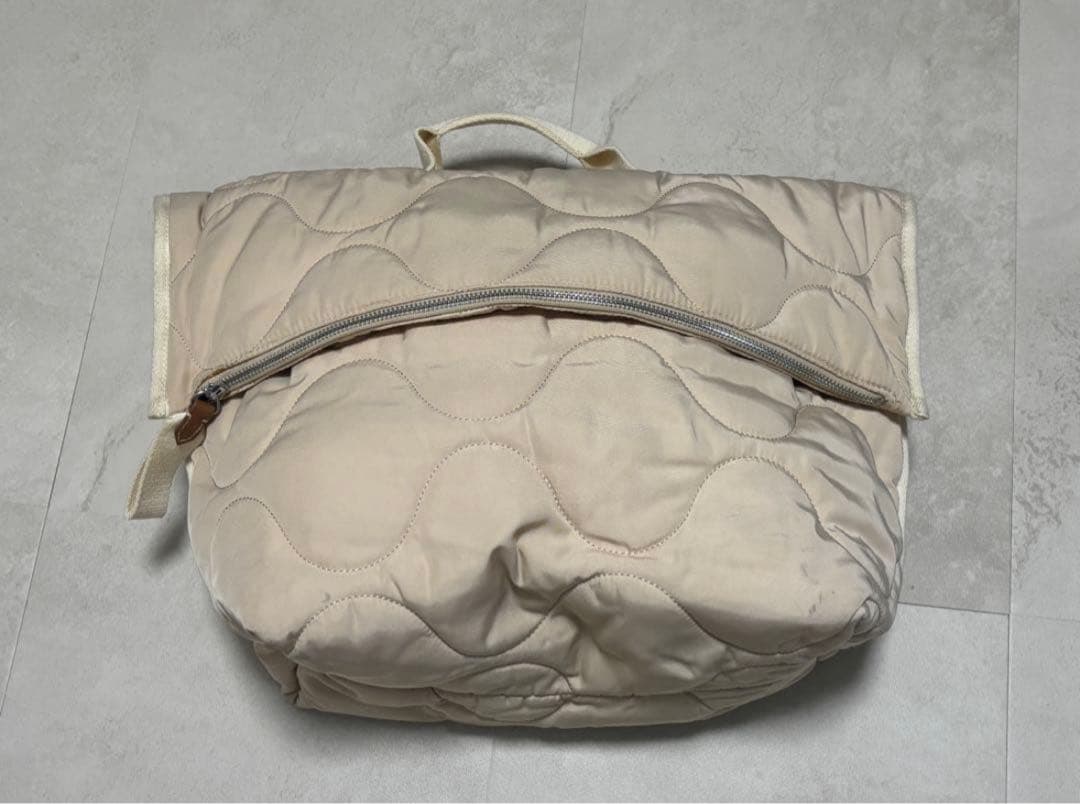 メゾンキツネ　キルティングショルダーバッグ 2way ロゴストラップ　大容量