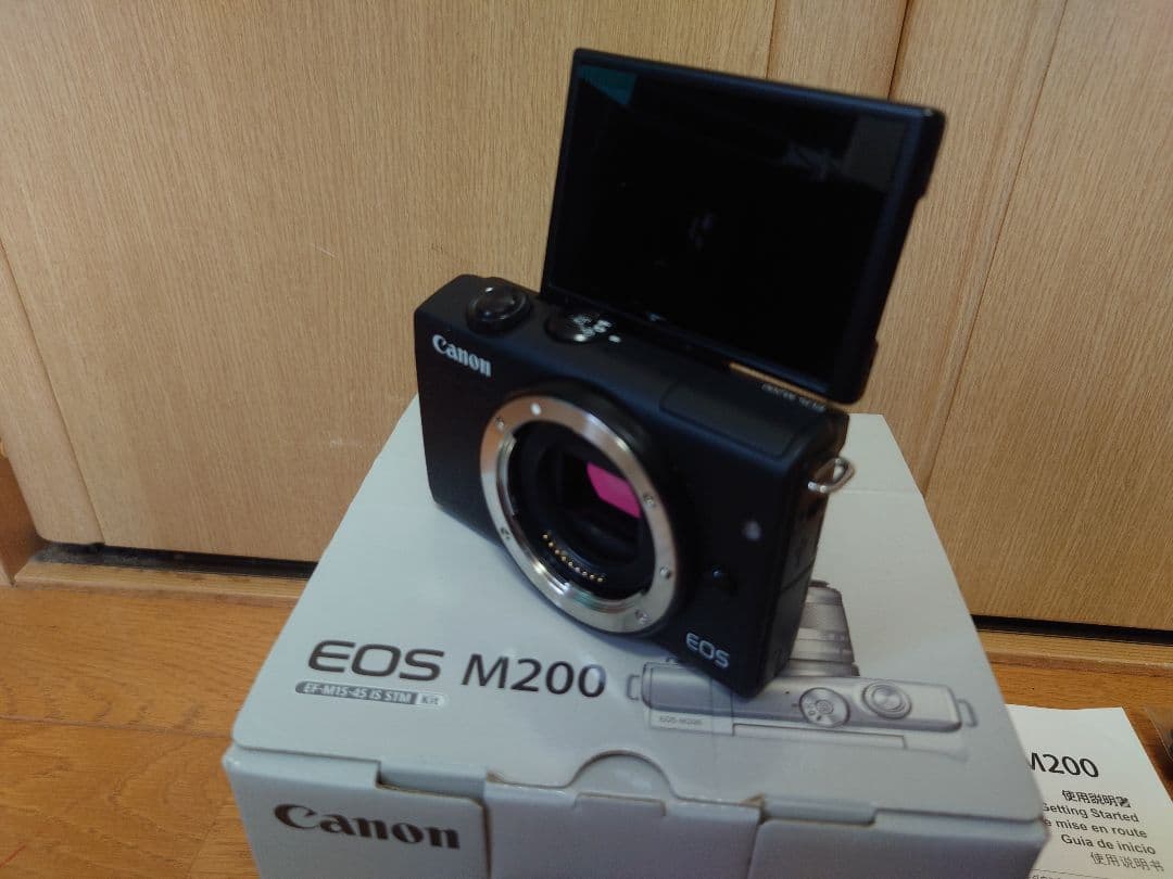 CANON EOS M200 EF-M15-45 IS STM レンズキット