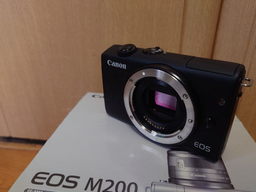 CANON EOS M200 EF-M15-45 IS STM レンズキット