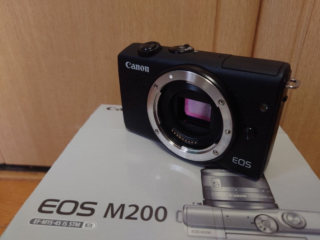CANON EOS M200 EF-M15-45 IS STM レンズキット