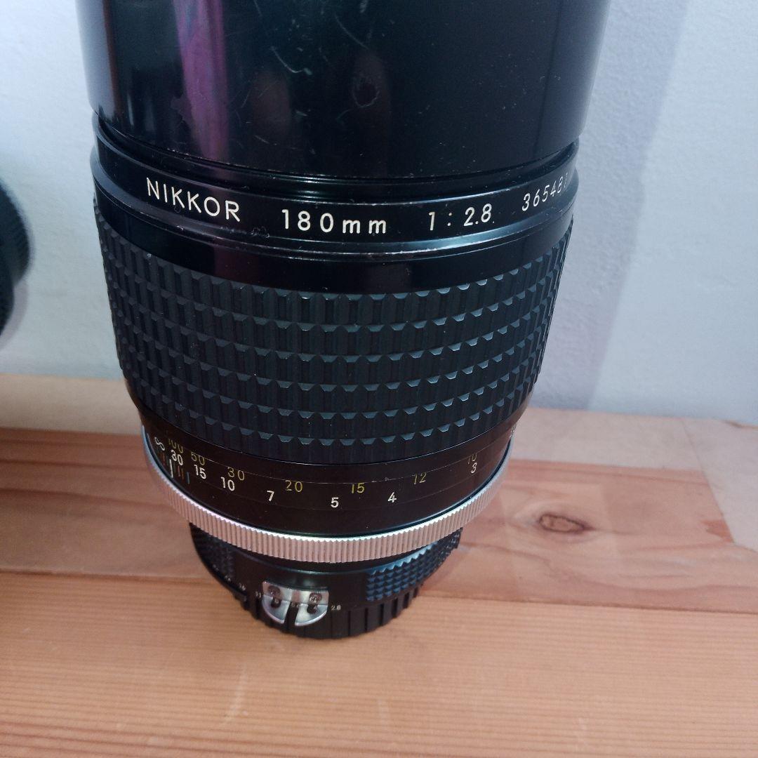 NIKKOR 180mm f/2.8 とnikon af75-300