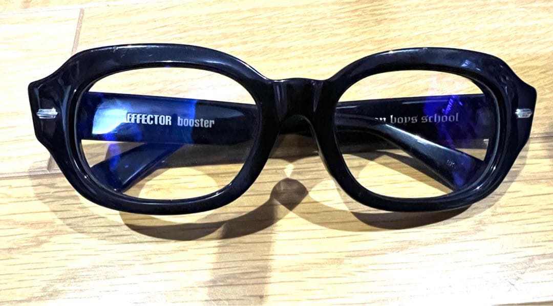 が*ン様 abingdon boys school メガネ