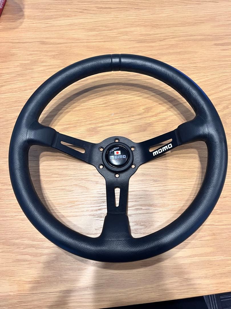 MOMO フルスピード　ステアリング　34.8パイ