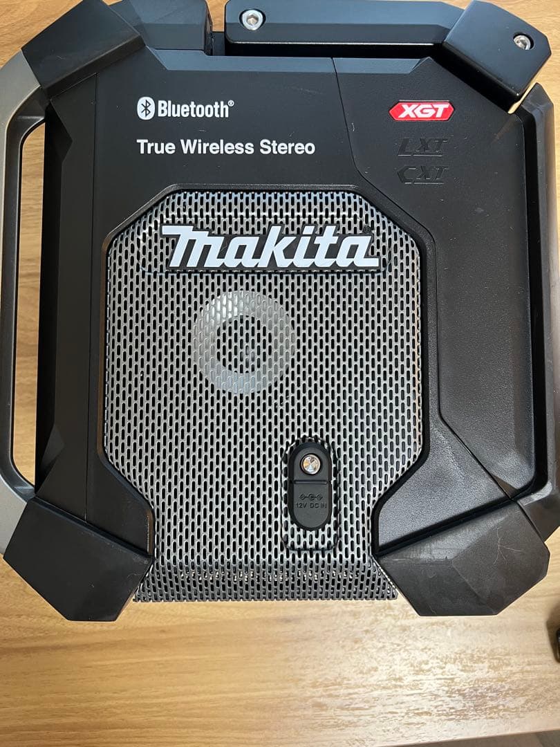 MR005GZB マキタ　充電式ラジオ