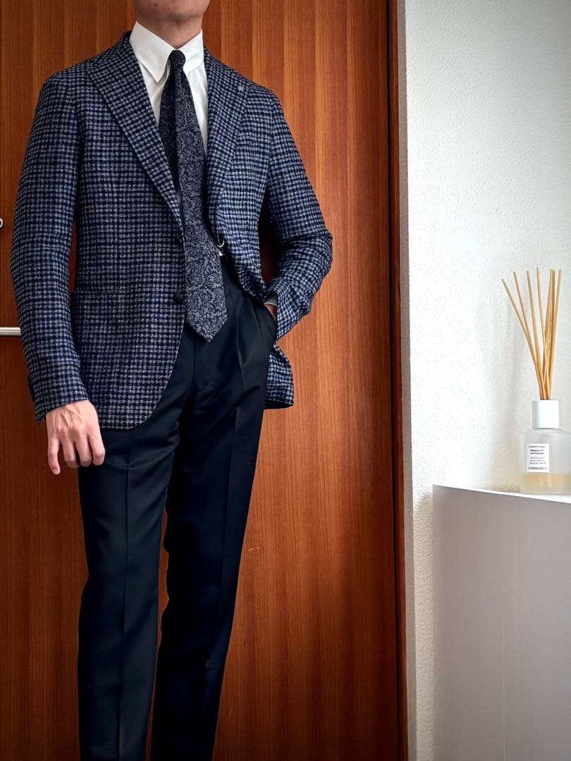 ※ゴルゴ 未使用　タリアトーレ カシミヤブレンド48 ブルーネイビー