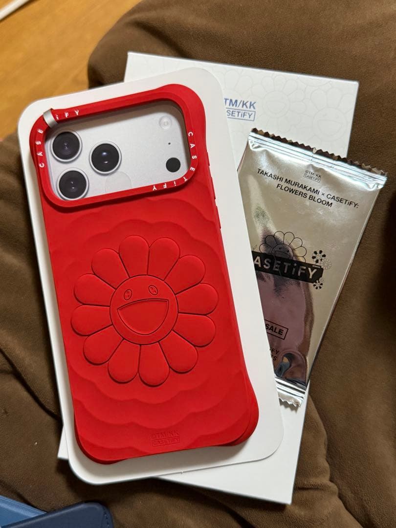 セ*)様 CASETiFY 村上隆 iPhone 17 pro max 赤 新品