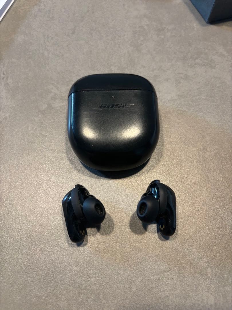 BOSE QC Earbuds Ⅱ ワイヤレスイヤホン　　　　Bo111