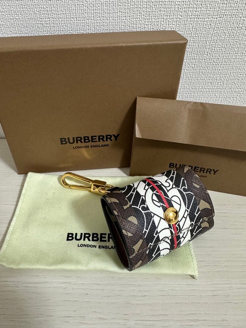 BURBERRY AirPodsケース　 ロゴプリント