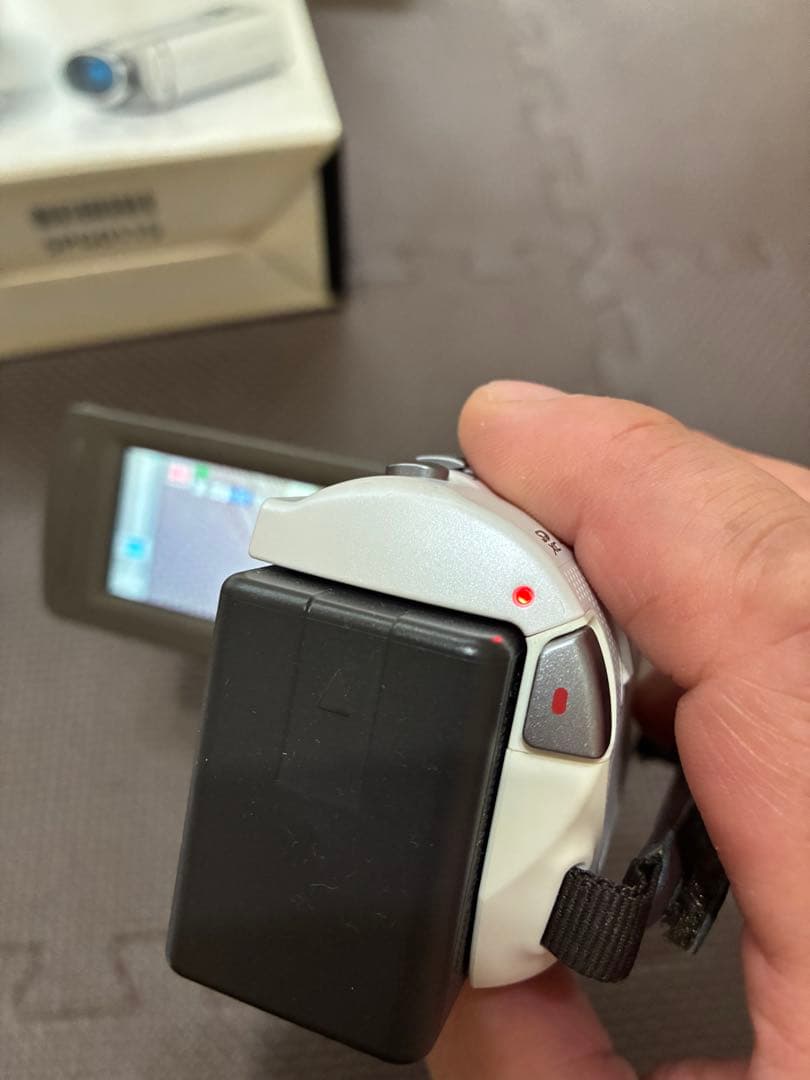 Panasonic デジタルビデオカメラ　HC-V360M