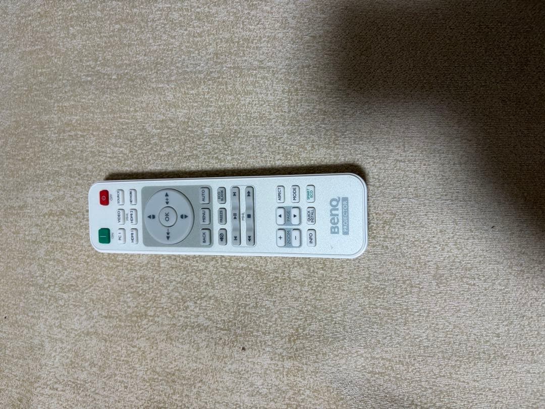 【BenQ】DLP WXGA 短焦点プロジェクター【MW826ST】