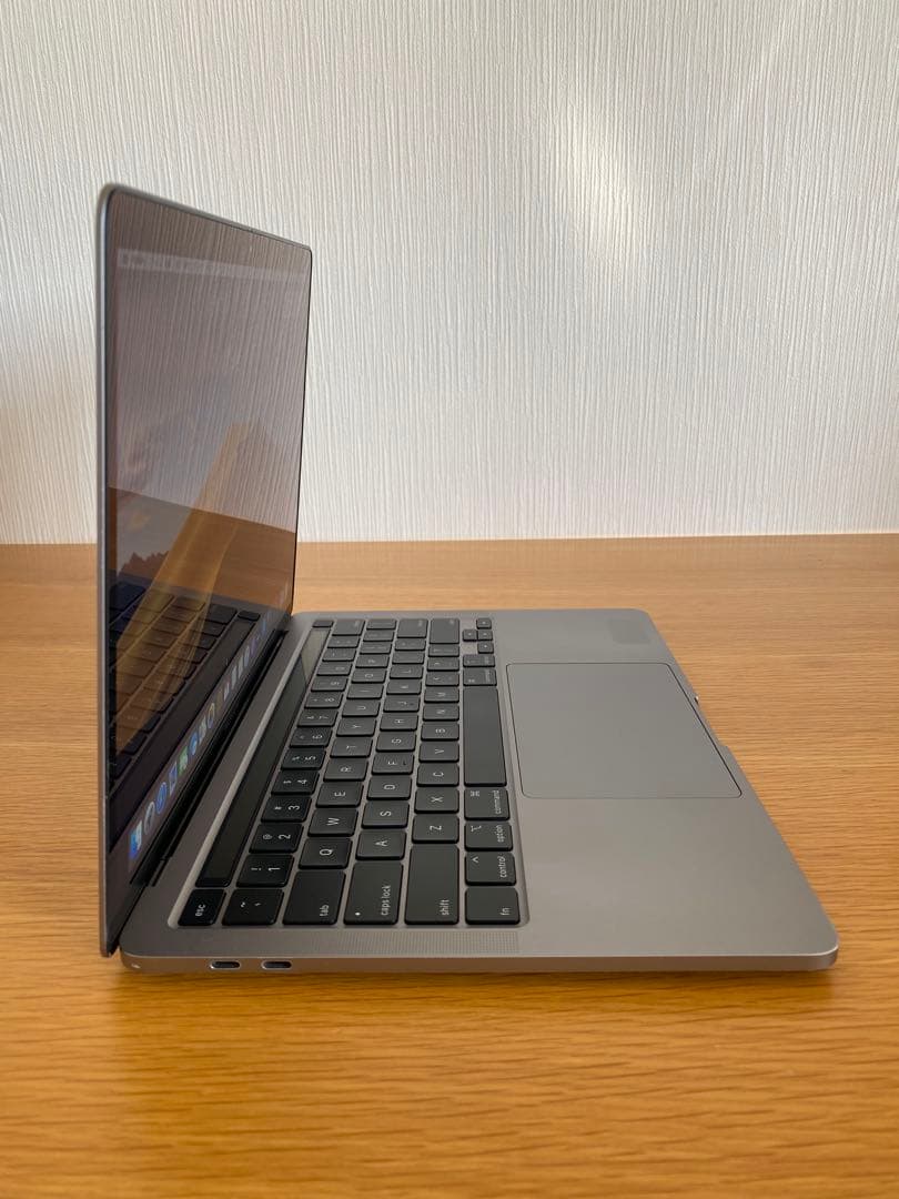 MacBook Pro 2020 高性能 32GB 2TB MacBook本体