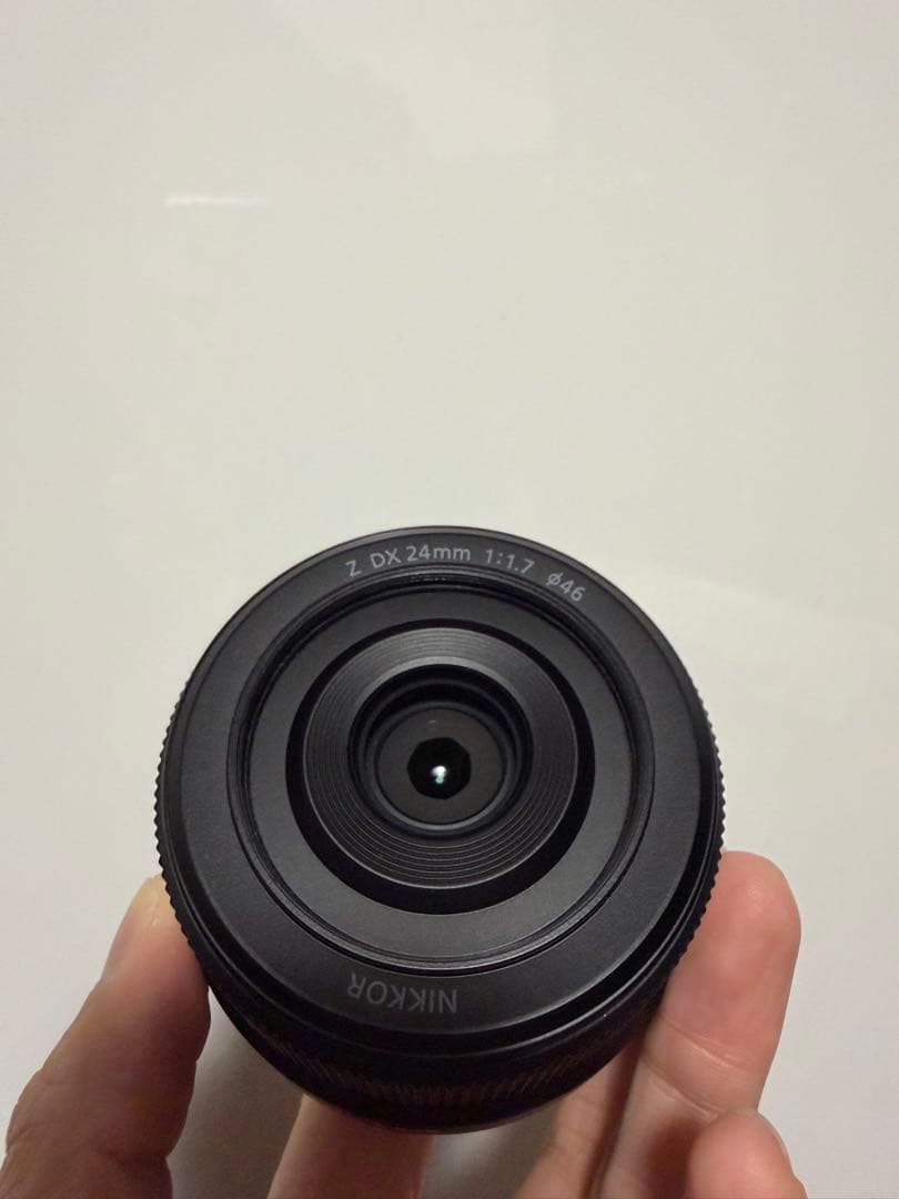 NIKKOR Z DX 24mm f/1.7レンズ
