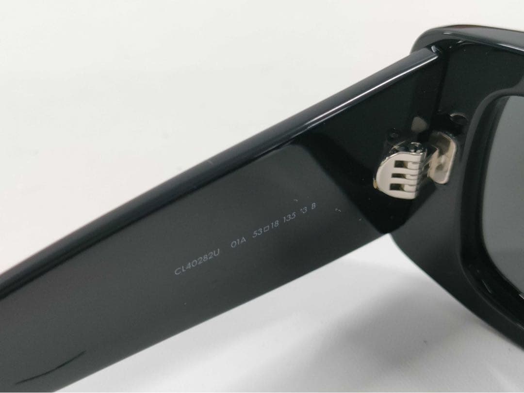 ✨新品未使用✨CELINE セリーヌ サングラス ロゴ