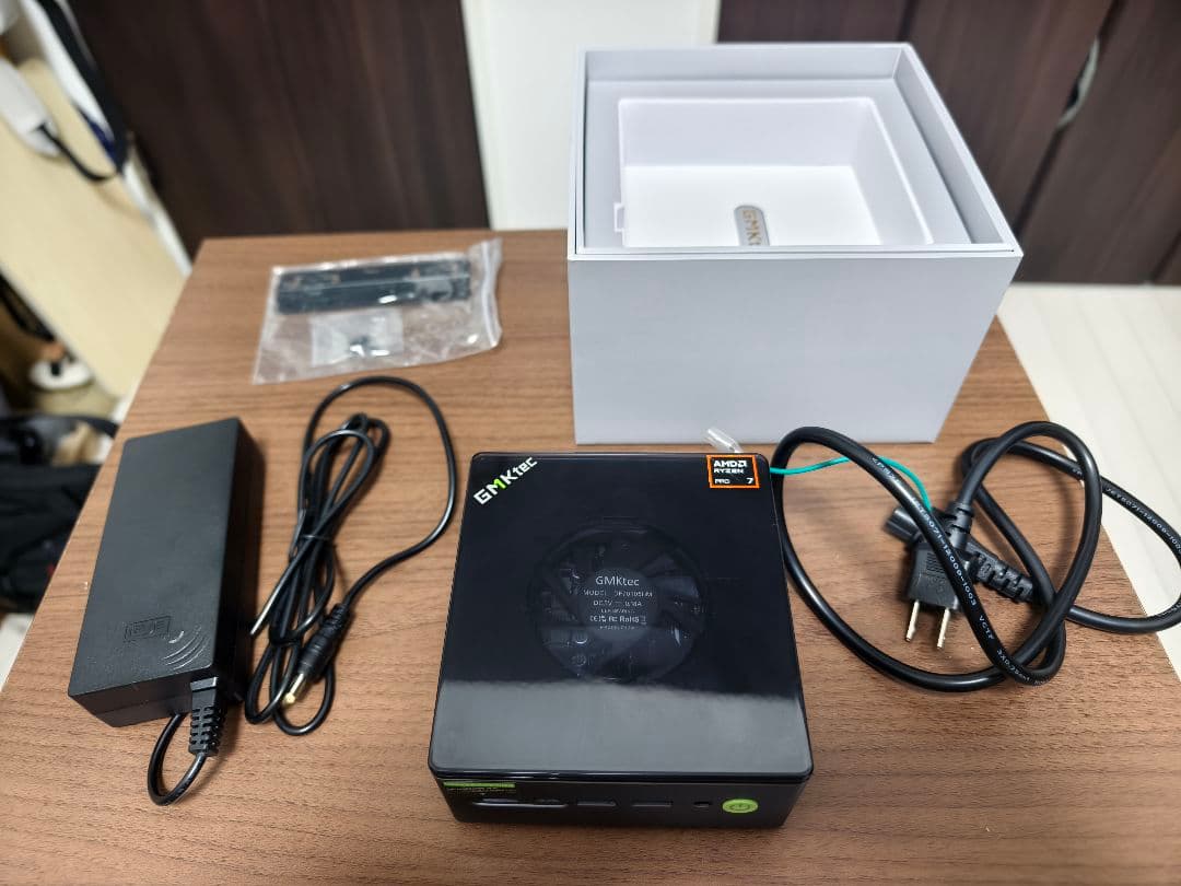 【美品】 Nucbox M7 Ryzen 7 6850H 16GB+512GB