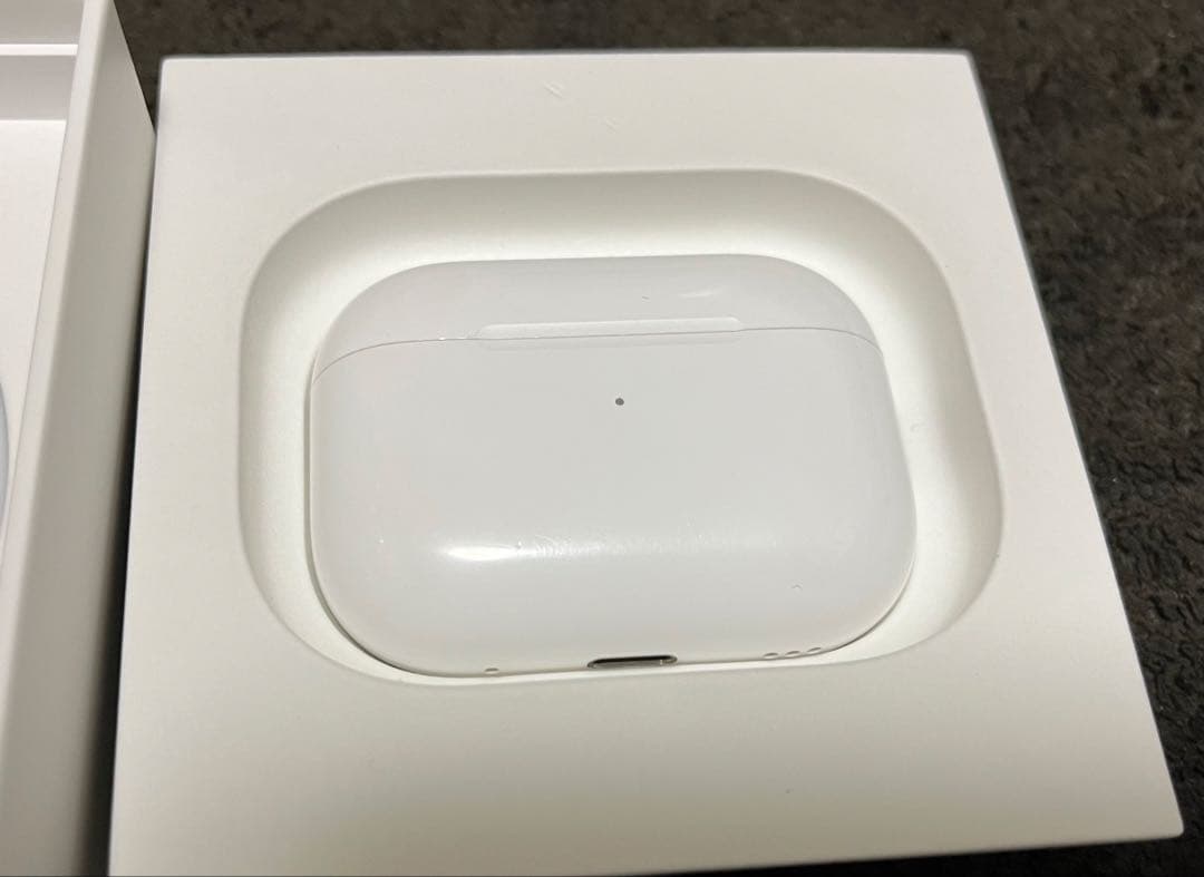 【中古美品】AirPods Pro 第2世代 MQD83J/A