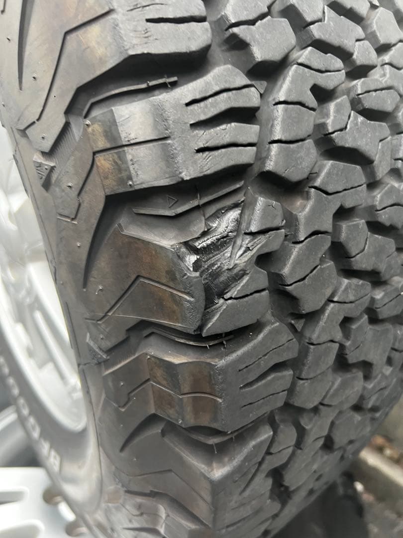 Ford EXPLORER純正ホイール BFGoodrich AT