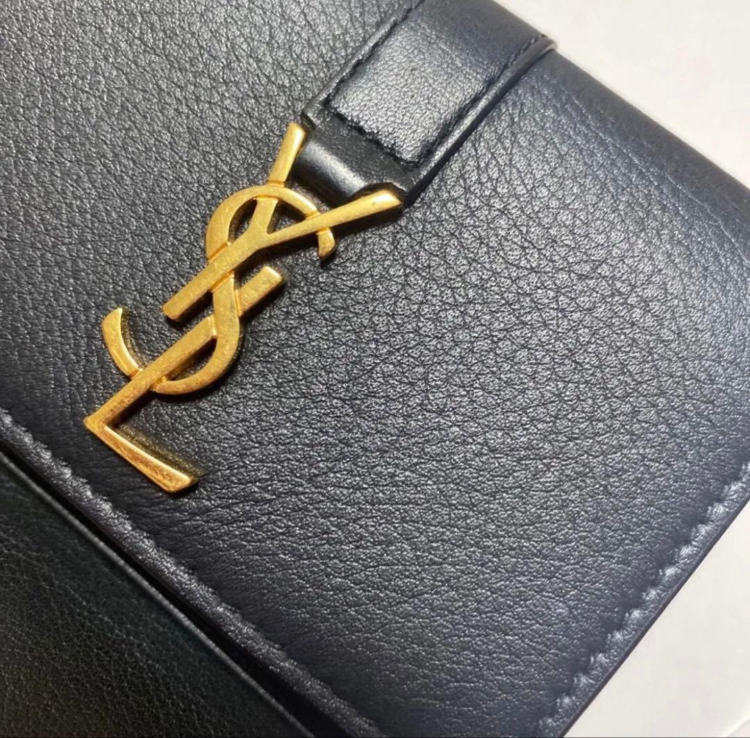 正規品　ほぼ新品　イヴ・サンローラン　キーケース