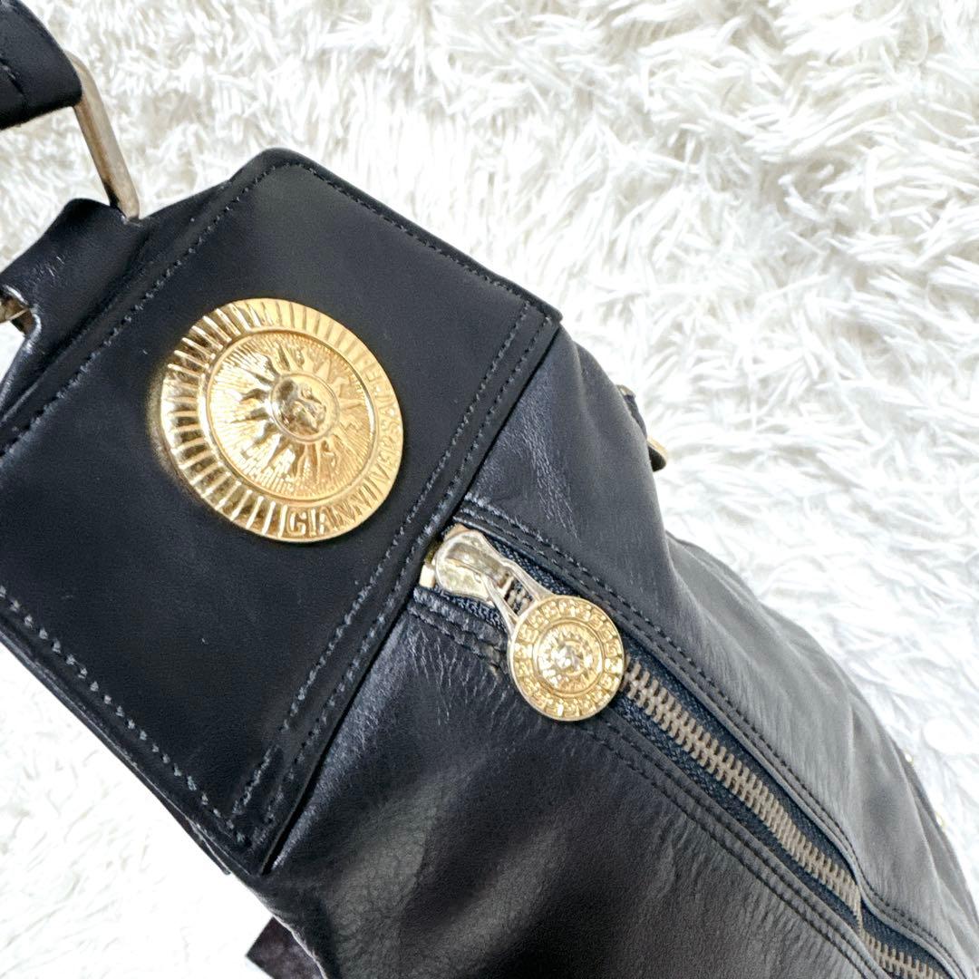 VERSACE リュック　レザー ショルダーバッグ　サンバースト　メデューサ　黒