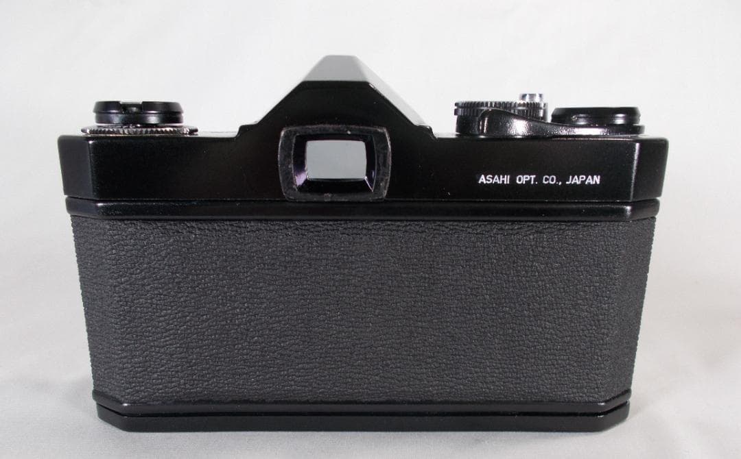 フィルムカメラ 整備済 完動品　Pentax SP　+ f/1.4　R189