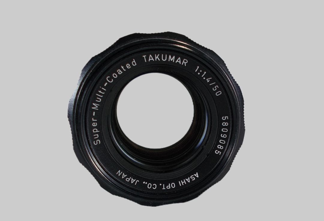 フィルムカメラ 整備済 完動品　Pentax SP　+ f/1.4　R189