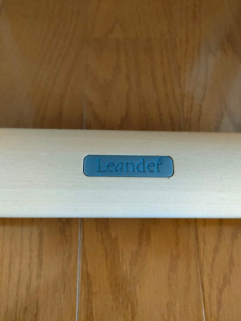 Leander リエンダー ハイチェア　木製 キッズチェア　ナチュラル