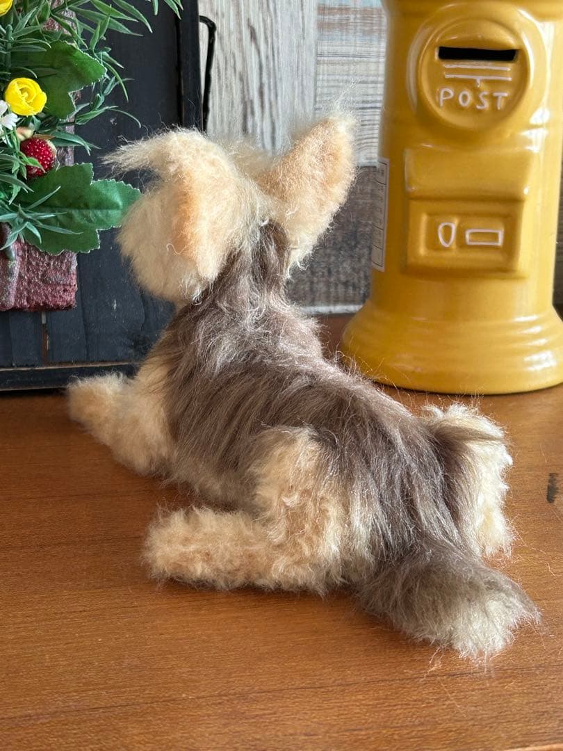 羊毛フェルト　ハンドメイド　犬　ヨークシャテリア　な〜に？　サイズ(中)