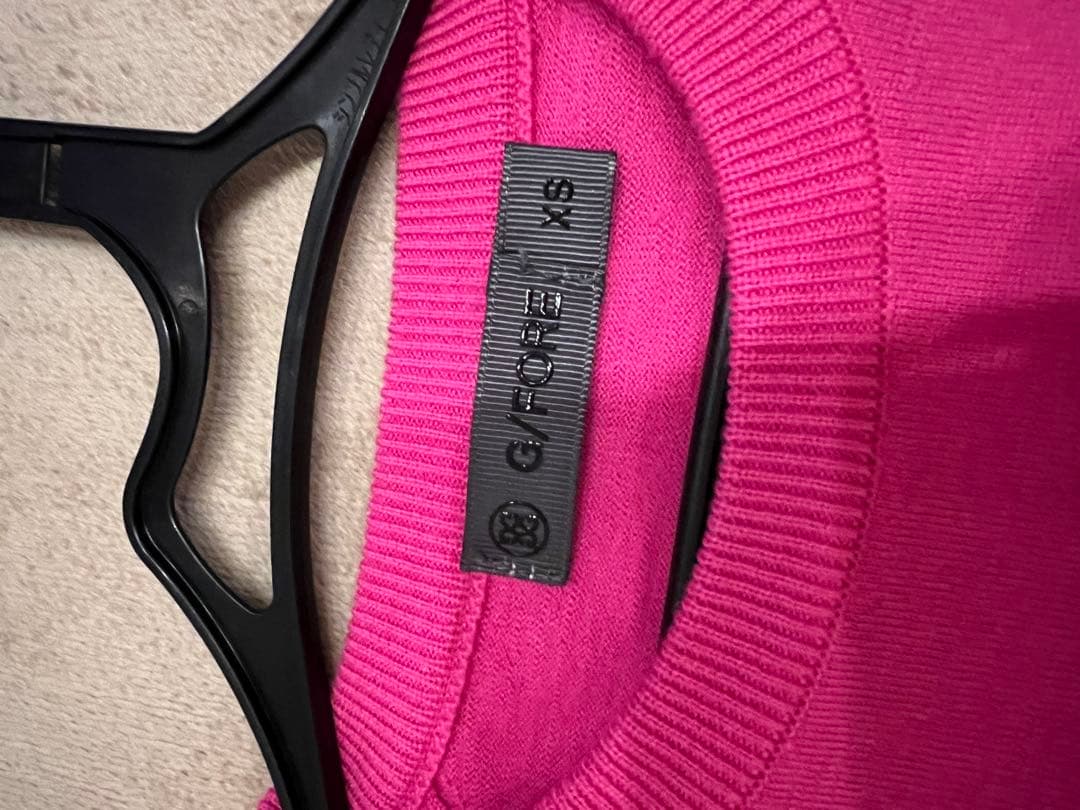 gforeピンク 長袖ニットセーター ロゴ刺繍