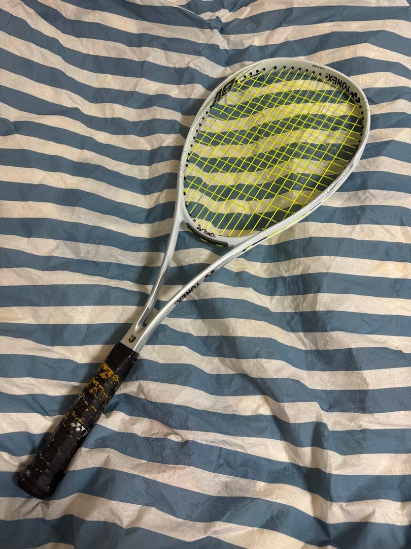 ヨネックス　カスタムフィット　ナノフォース8V
