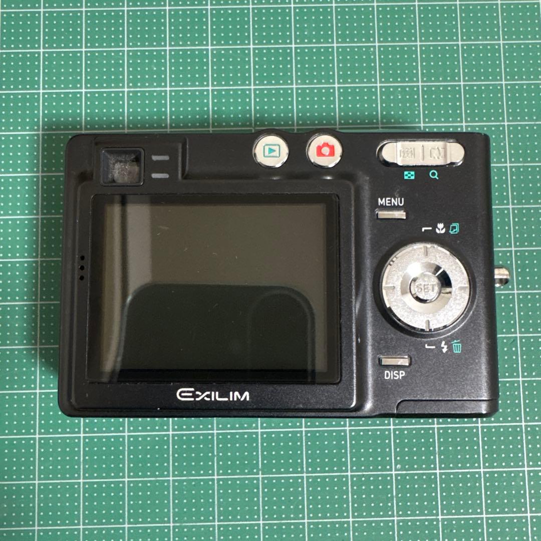 亘*様 ジャンク品　デジタルカメラ 4個セット　Nikonなど