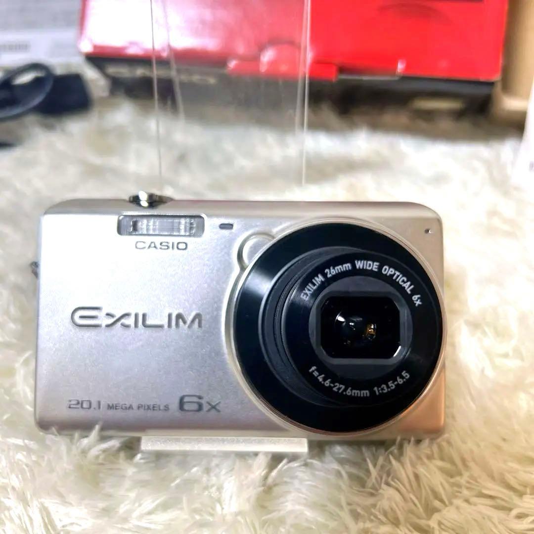 【美品】 CASIO EX-ZS35 コンパクトデジタルカメラ　動作確認済み