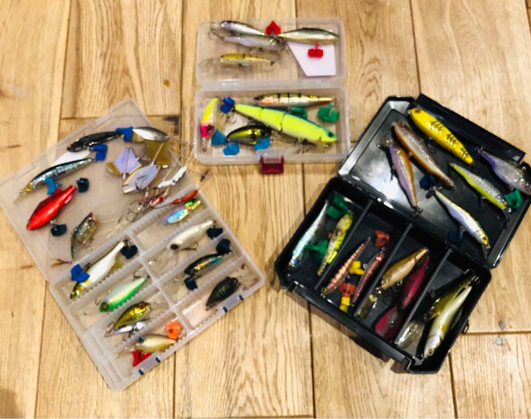 メガバス　ルアー各種　40個　まとめ売り　ドッグX グリフォン　その他　ケース付