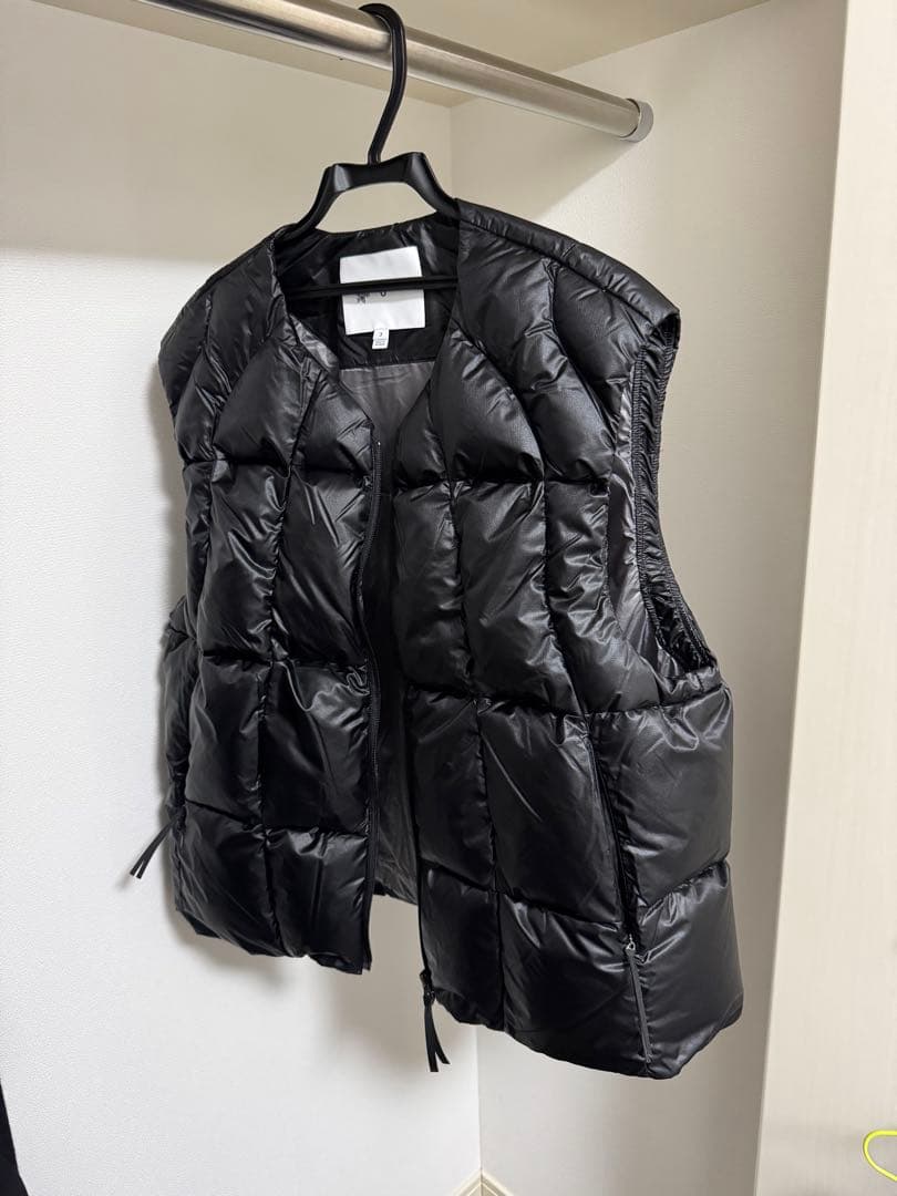 Goldwin 0 スリーディメンショナルダウンライトベスト