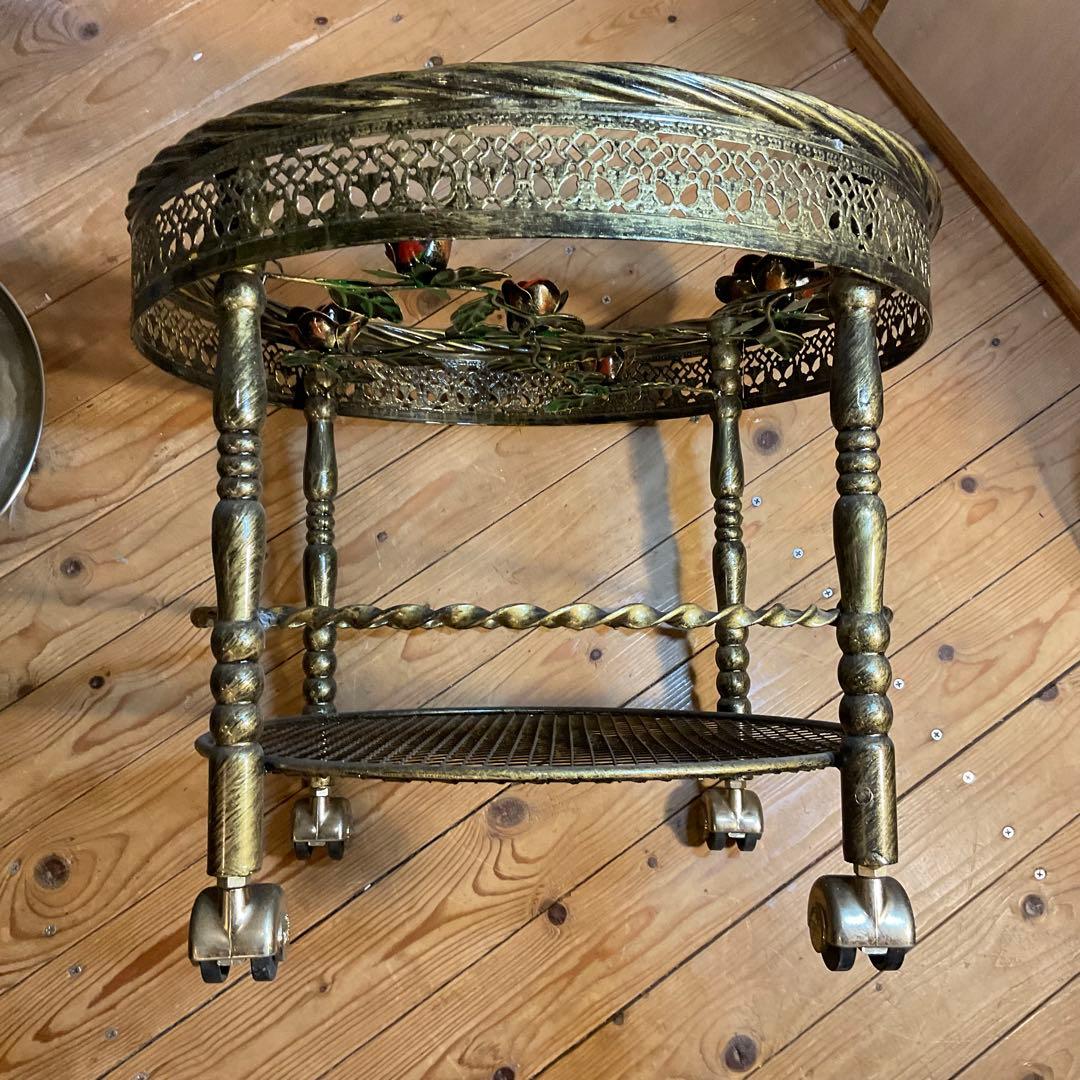 美品！薔薇 サイドテーブル 丸 ガラス バラ キャスター付 アンティーク調