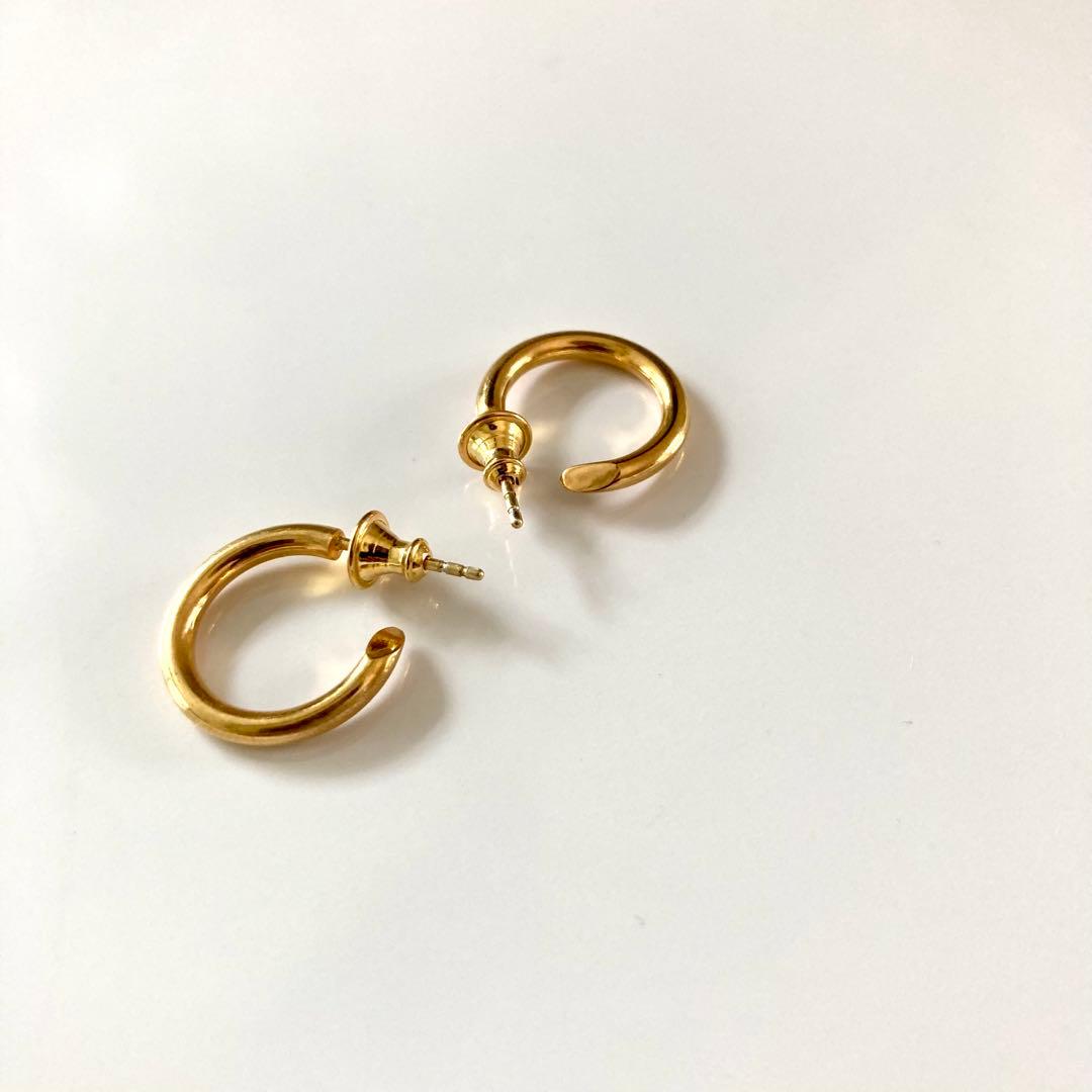 新品！両耳用【 3mm×21mm 】ゴールドフープピアス