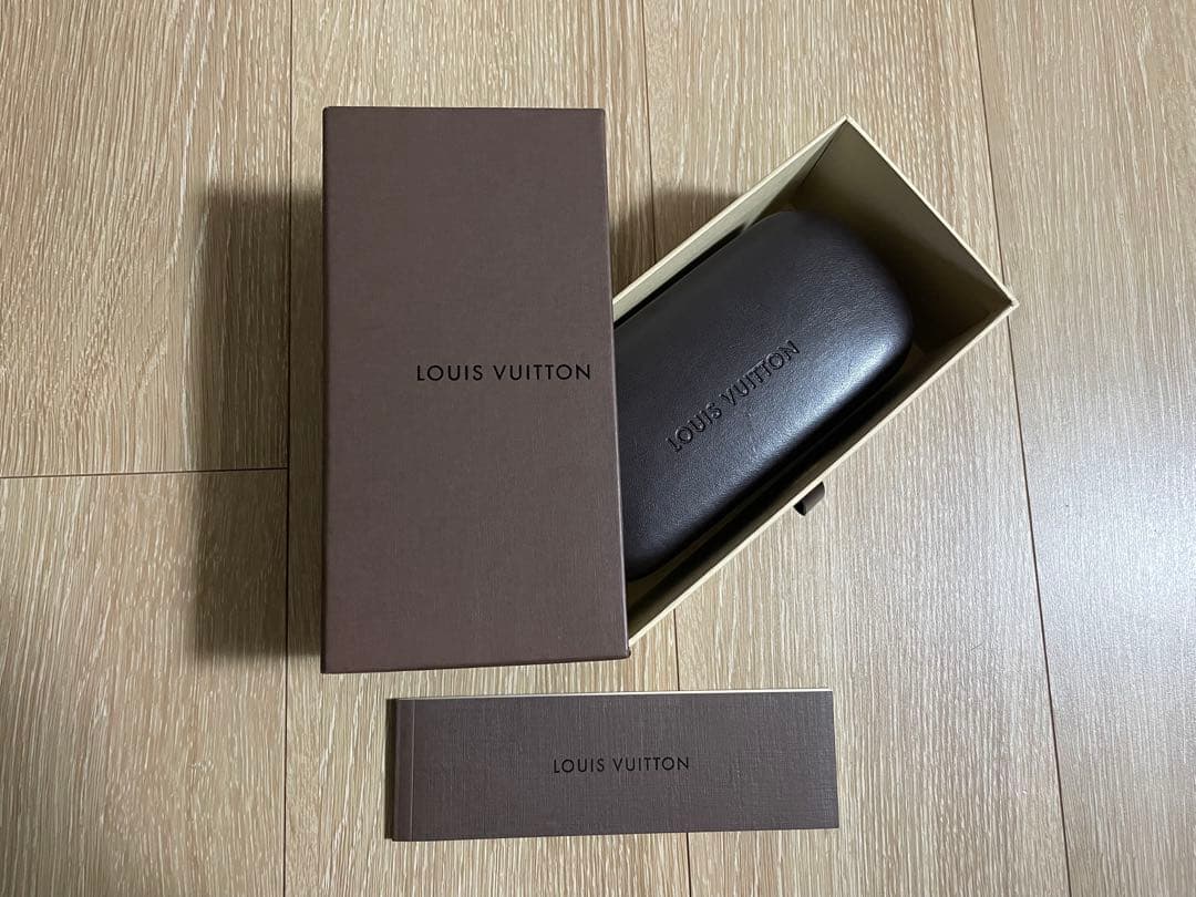 Louis Vuitton アセテートサングラス ケース付き