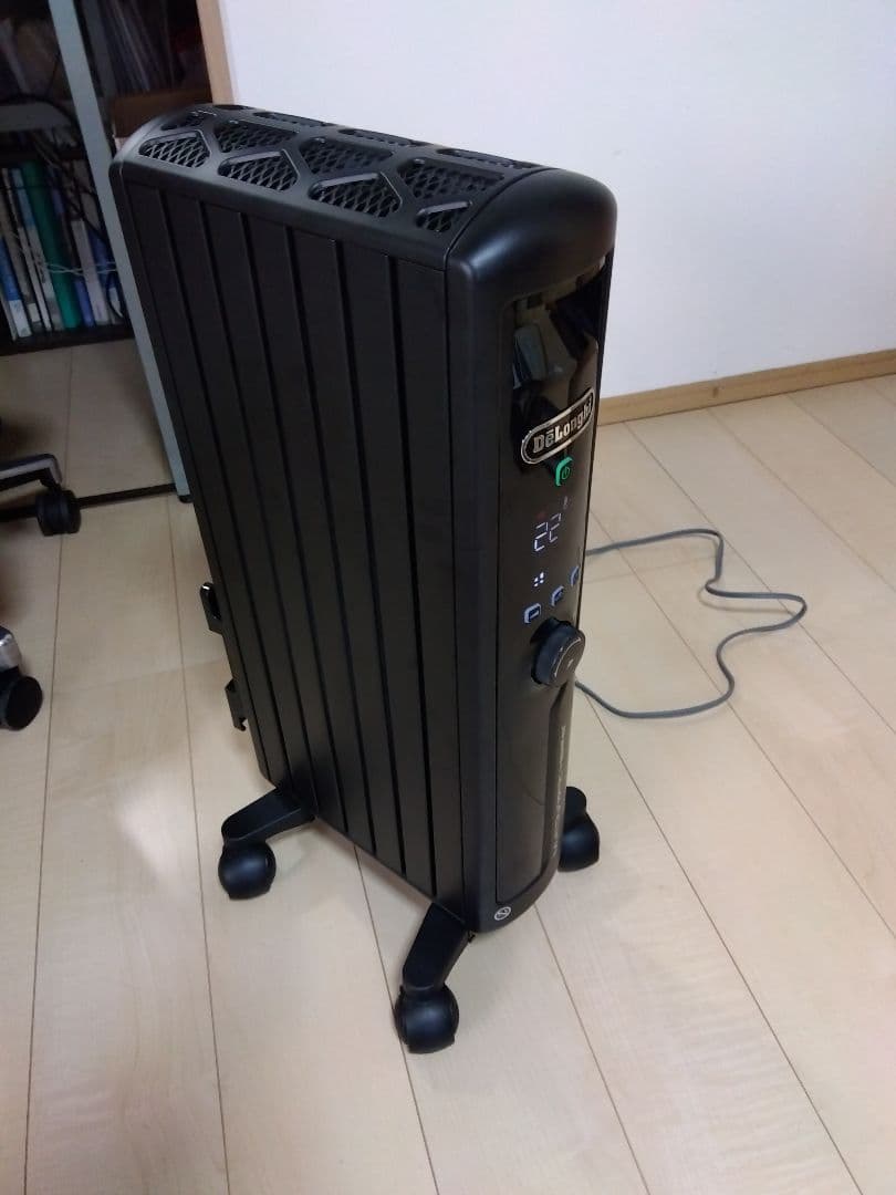 ＜新品同様＞De'Longhi マルチダイナミックヒーター MDHU09-PB