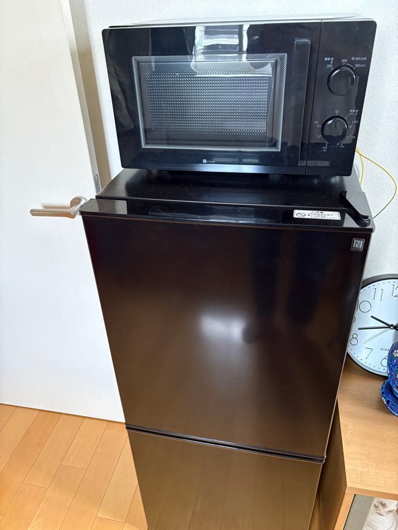 ほぼ新品！106L冷蔵庫＋6kg洗濯機 + 700w 17L 電子レンジ