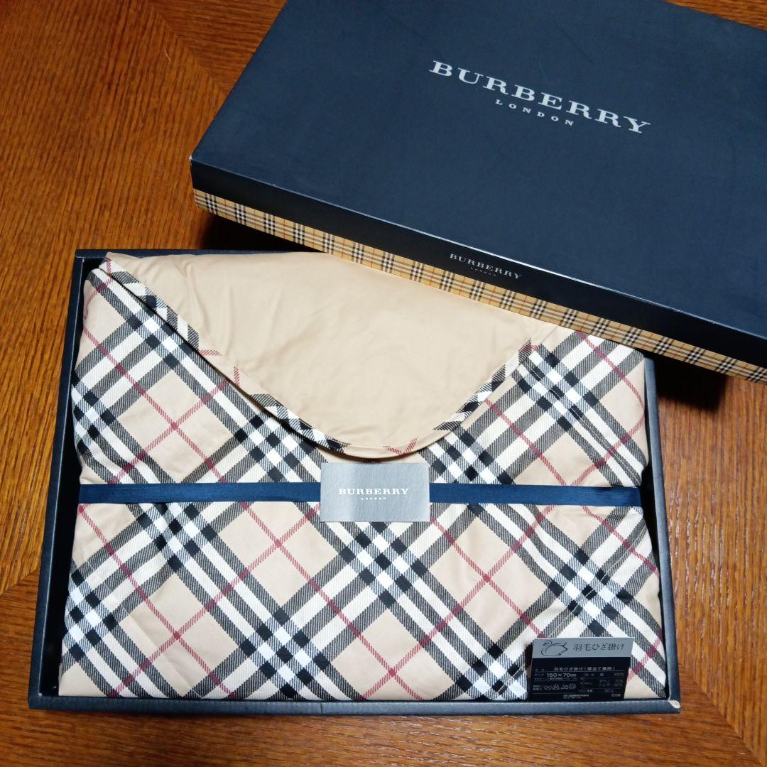 BURBERRY　ダウンひざ掛け 　日本製